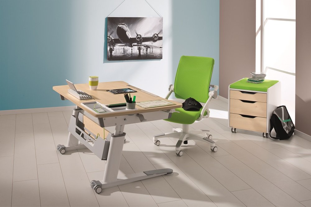 Scrivania ergonomica per bambini e ragazzi JARO Scrivania ergonomica per bambini e ragazzi JARO